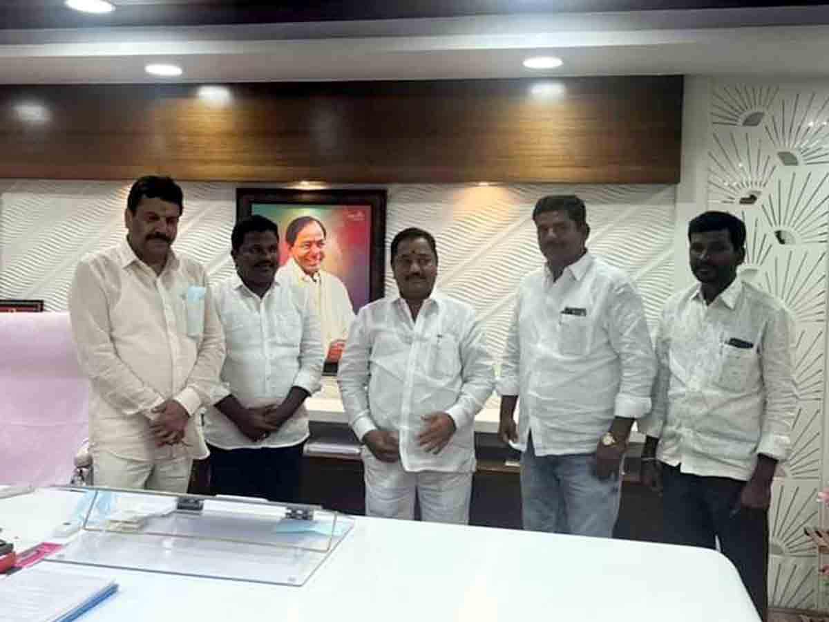 Vikarabad : నాగసముందర్‌లో వరిధాన్యం కొనుగోలు కేంద్రాన్ని ఏర్పాటు చేయాలి..