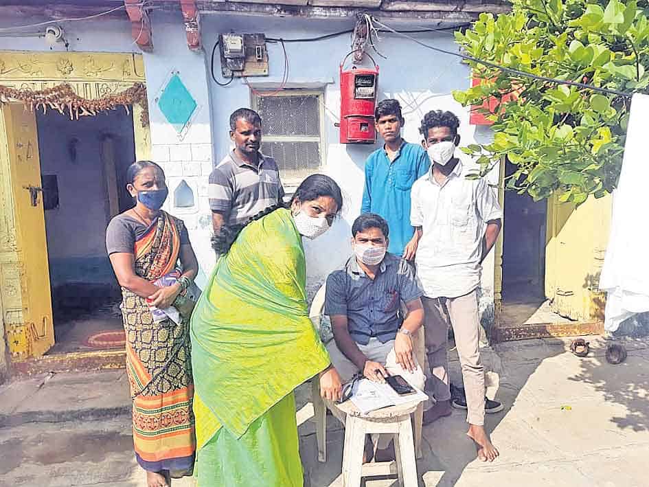 ఆధార్‌కు అనుసంధానం తప్పని సరి