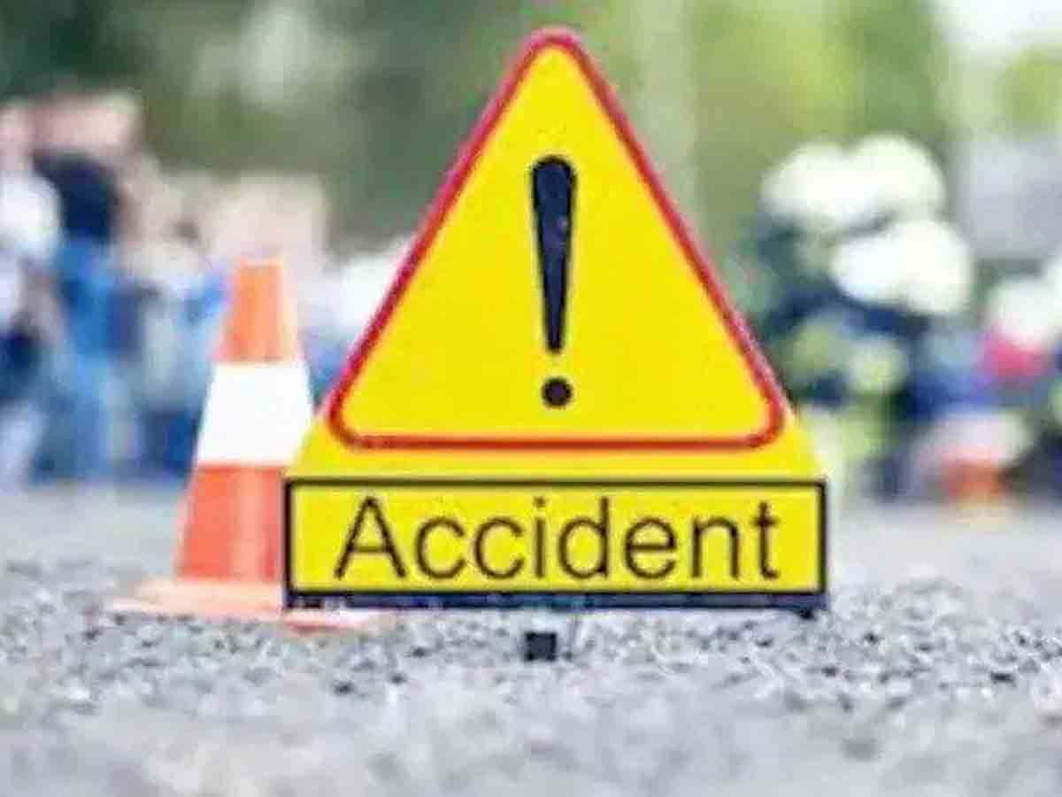 రోడ్డు ప్రమాదంలో ఇద్దరు మృతి..