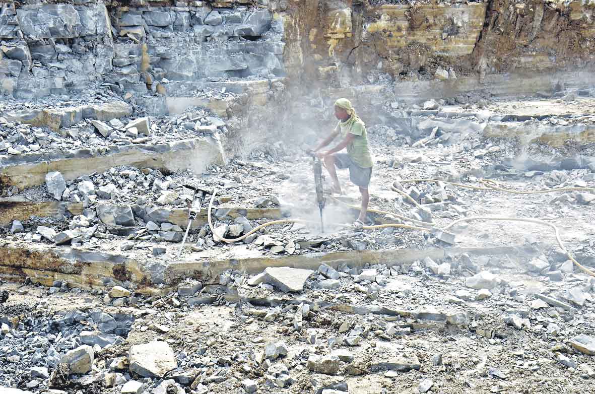 తాండూరు నాపరాతికి.. ఖండాంతరాల ఖ్యాతి