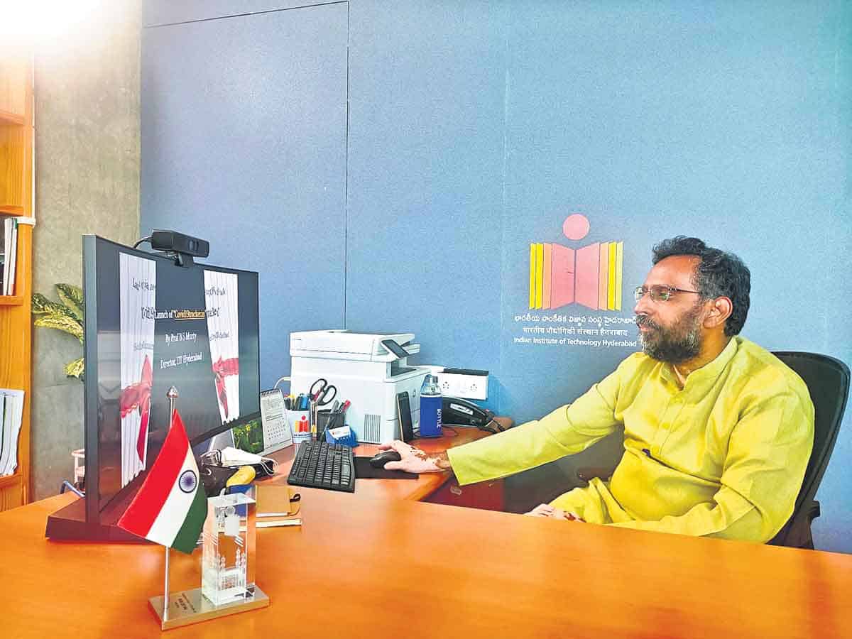 అరచేతిలో కొవిడ్ సమాచారం