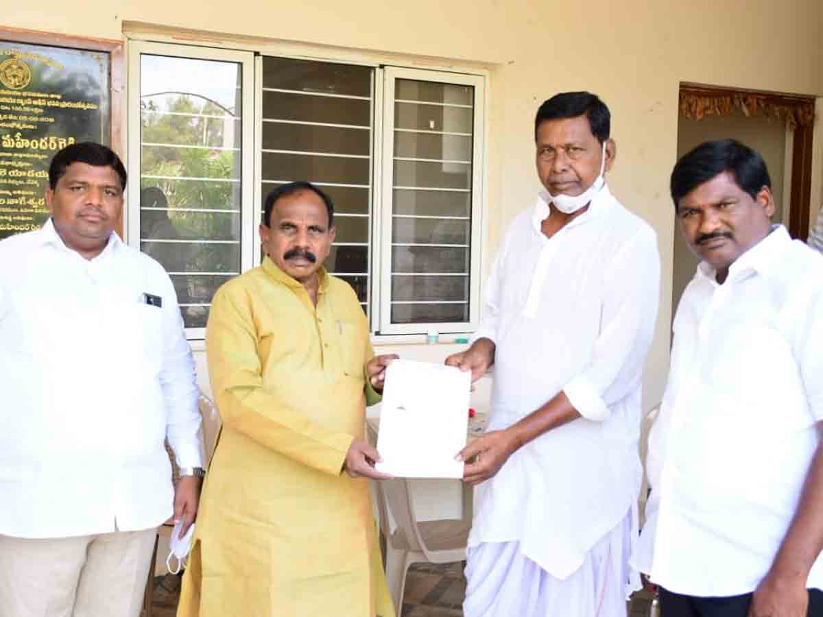 Chevella : పేదలకు వరం సీఎం సహాయనిధి.. ఎమ్మెల్యే కాలె యాదయ్య