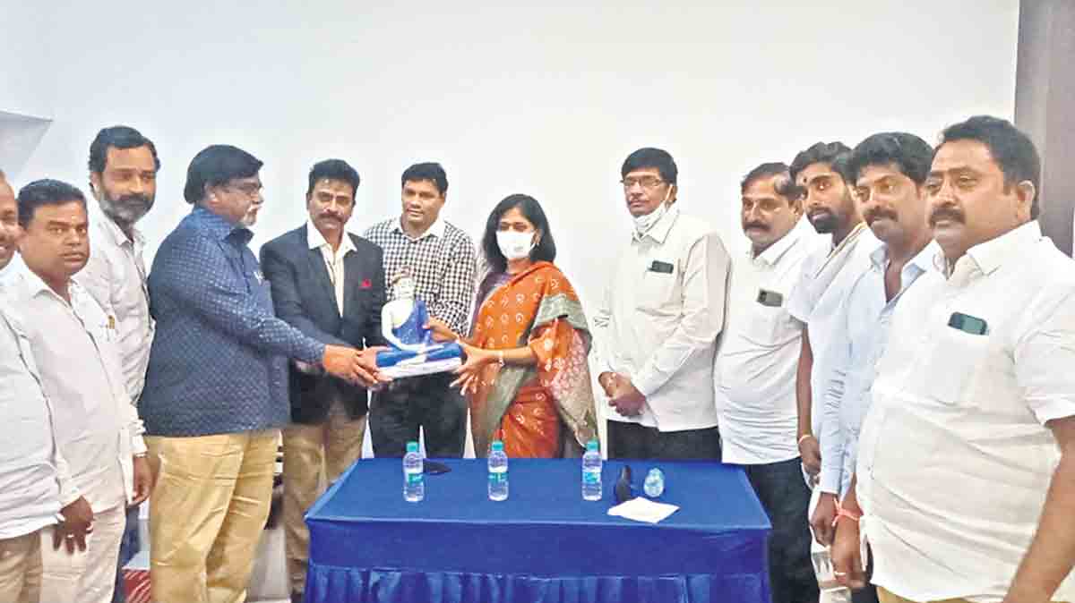 సీఎం కేసీఆర్‌ మాటలు స్ఫూర్తిగా..