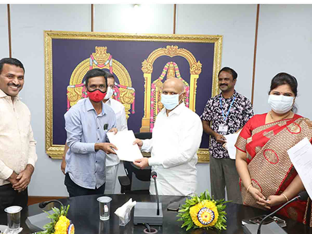 టీటీడీలో ఔట్‌ సోర్సింగ్‌ ఉద్యోగులకు కార్పొరేష‌న్ ఏర్పాటు..