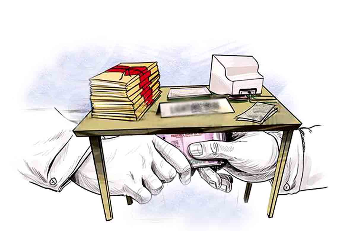 అక్రమార్కుల్లో వణుకు..!