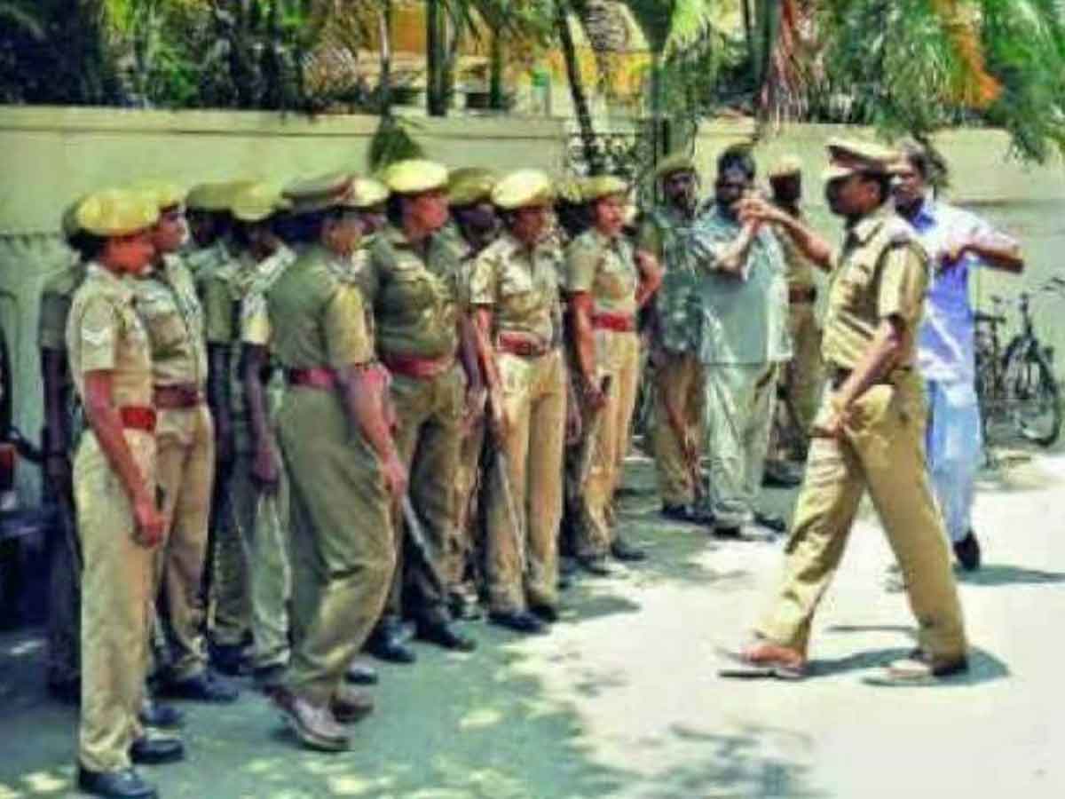 ఏపీ సీఎం జగన్‌  పర్యటన సందర్భంగా ముందస్తు అరెస్టులు..