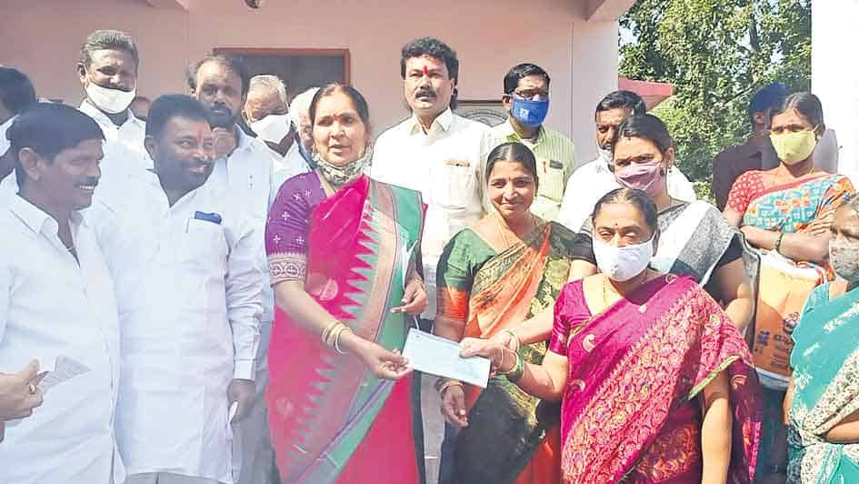 టీఆర్‌ఎస్‌ ప్రభుత్వంతోనే ప్రజా సంక్షేమం