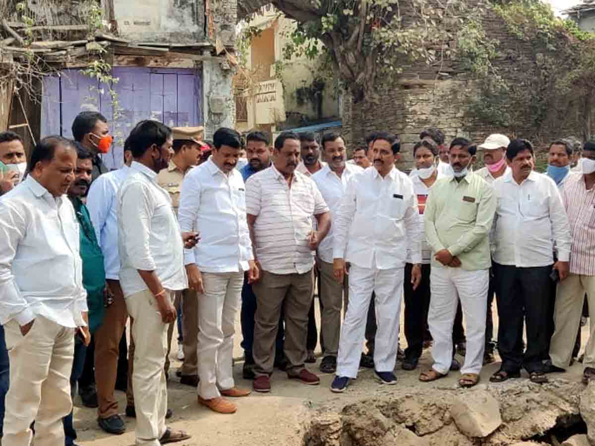 Kodangal : ఆలస్యం చేస్తే ఊరుకునేది లేదు..