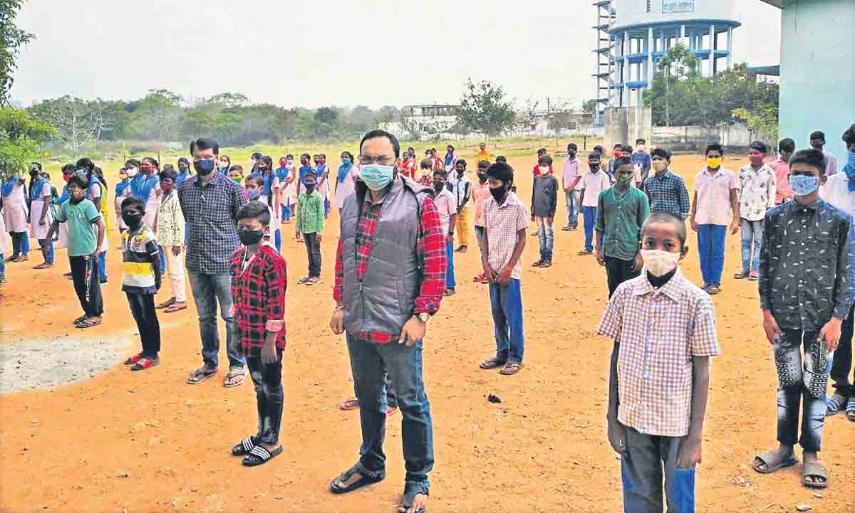 ముట్టుకోకుంటే.. అంటుకోదు