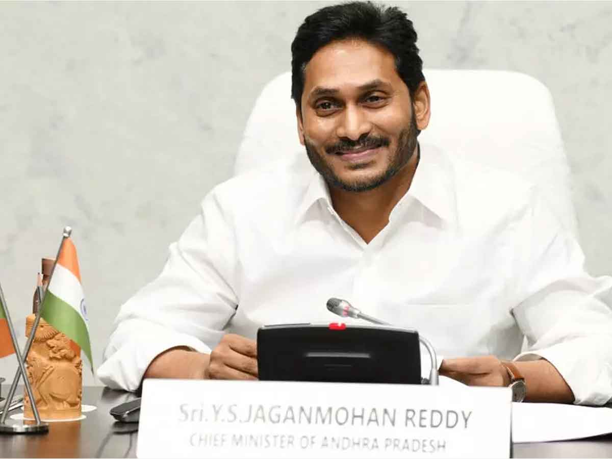వరద ప్రభావిత బాధితులను ఆదుకుంటాం : ఏపీ సీఎం జగన్‌