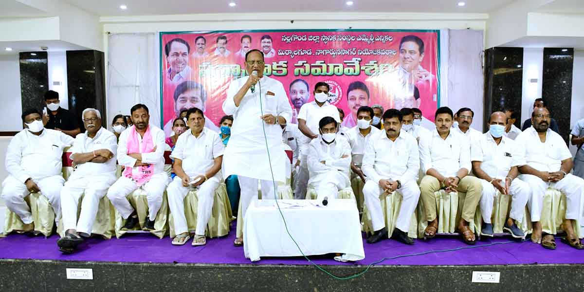 ఎంసీ కోటిరెడ్డిని భారీ మెజార్టీతో గెలిపించాలి