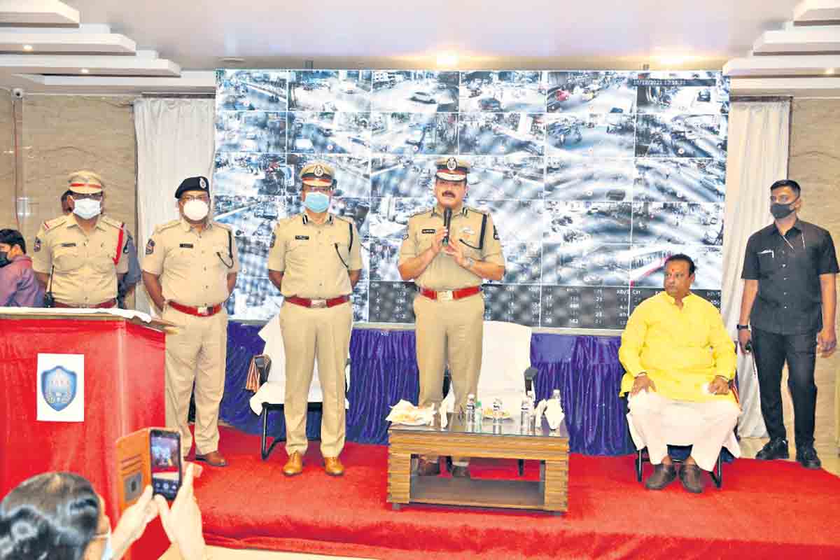 నిఘా నేత్రానికి నేను సైతం