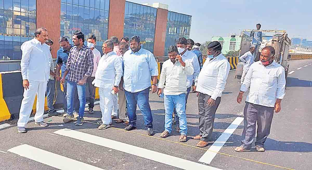 నెలాఖరులోగా అందుబాటులోకి..