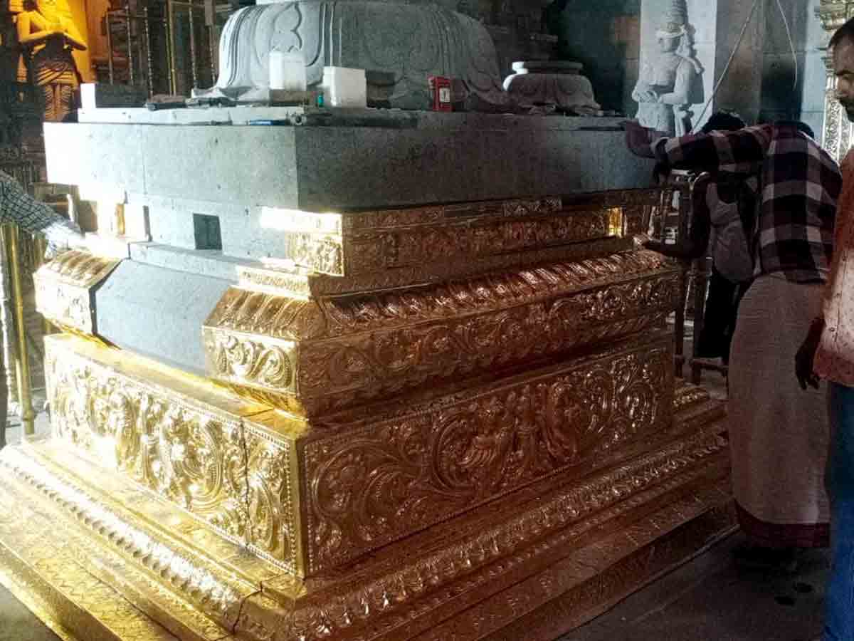 Yadadri temple : స్వర్ణమయం.. యాదాద్రీశుడి ధ్వజస్తంభం..