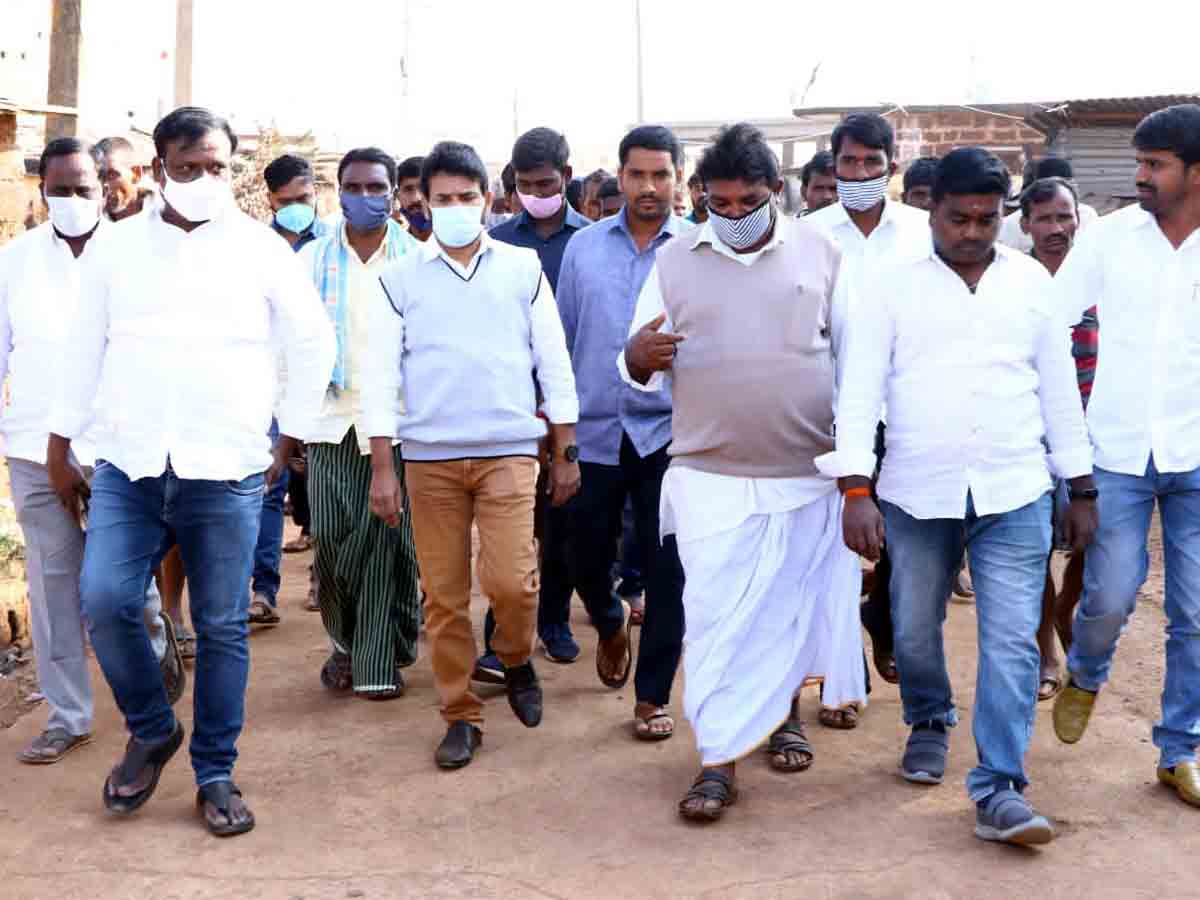 Vikarabad : ఇంటింటికీ మిషన్‌ భగీరథ నీరు అందించాలి.. ఎమ్మెల్యే మెతుకు ఆనంద్‌