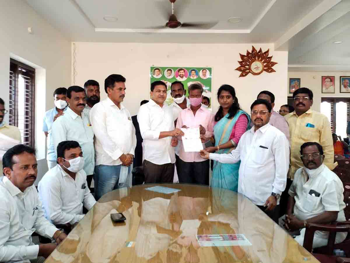 Huzurnagar : పేదవారి ఆరోగ్యానికి భరోసా సీఎంఆర్‌ఎఫ్‌.. ఎమ్మెల్యే శానంపూడి సైదిరెడ్డి