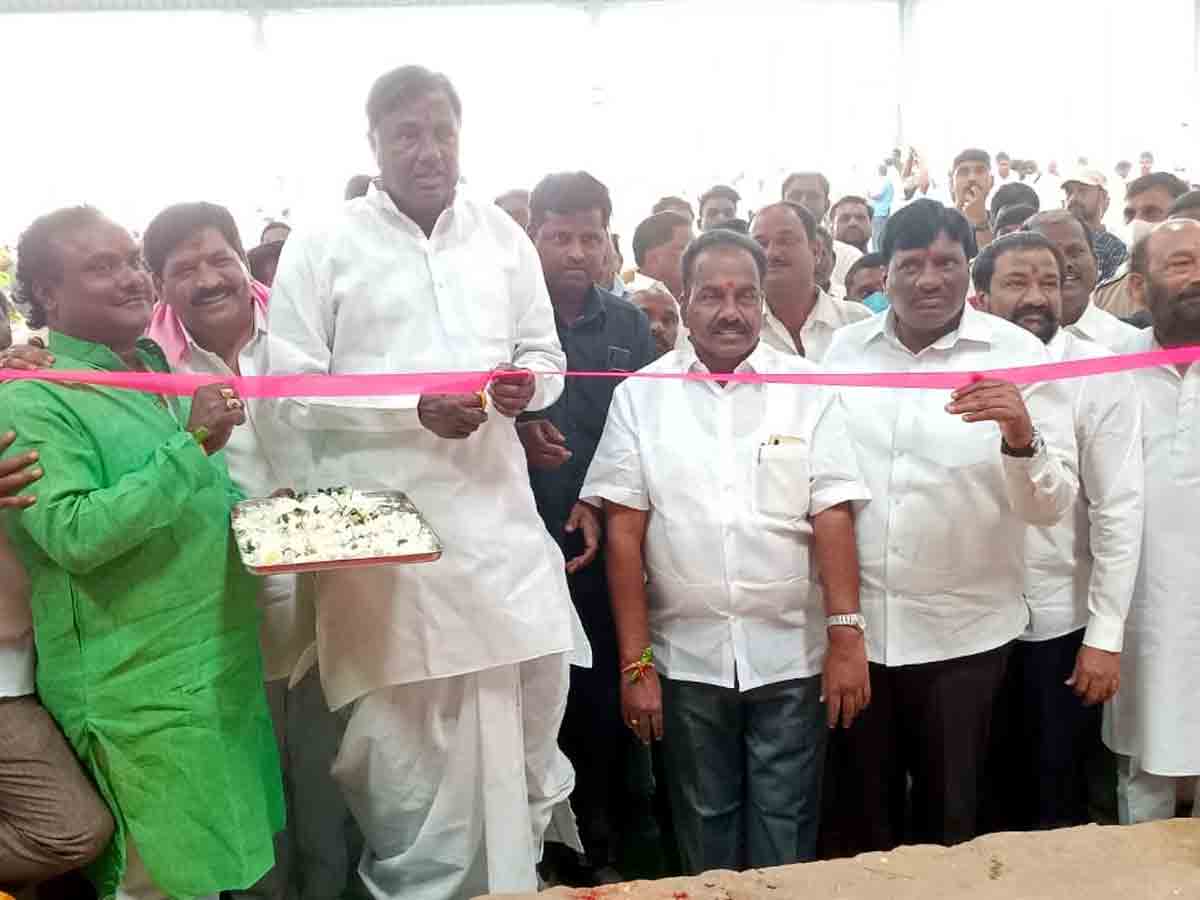 Vikarabad : రైతులకు అన్ని సౌకర్యాలు కల్పించాలి.. ఎమ్మెల్యే మహేశ్‌రెడ్డి..