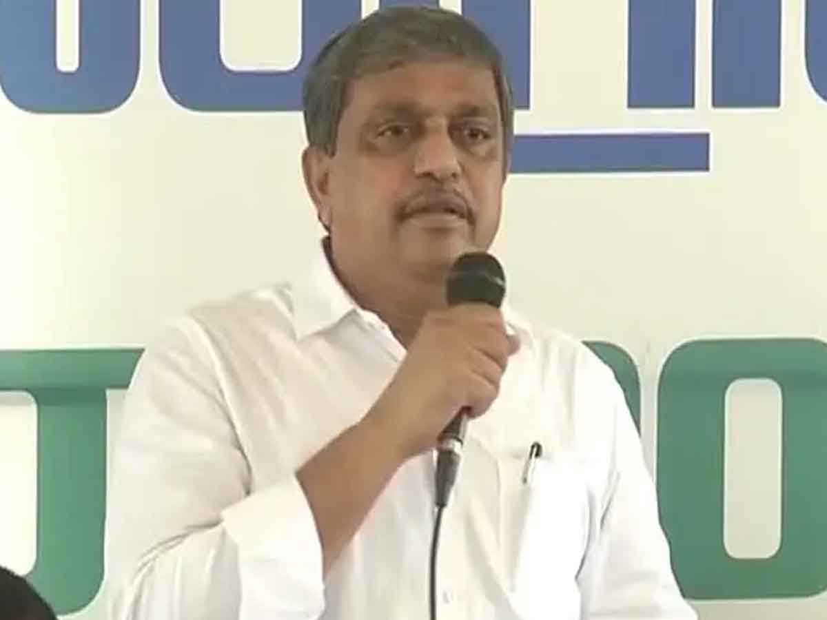 Sajjala : ప్రతిపక్షాల దుష్ప్రచారాన్ని తిప్పికొట్టండి : పార్టీ శ్రేణులకు సజ్జల పిలుపు