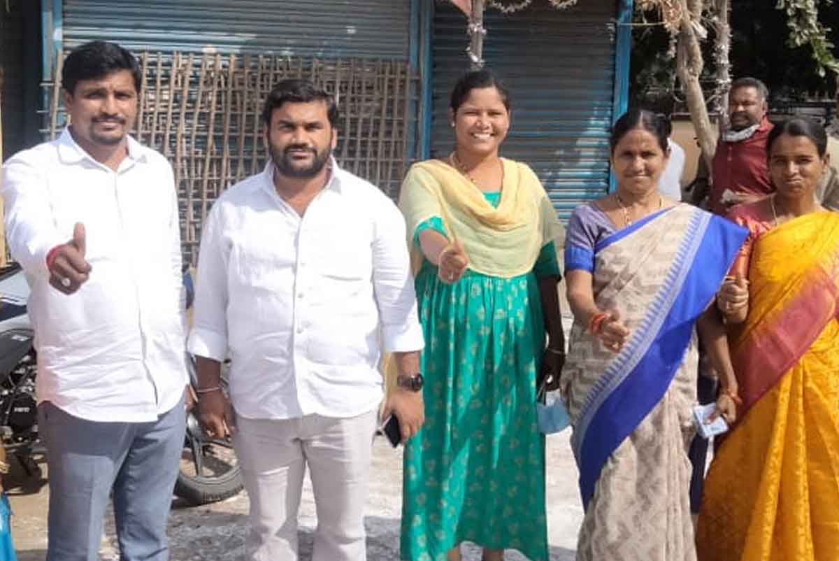 సూర్యాపేట జిల్లాలో 402ఓట్లకు 390నమోదు