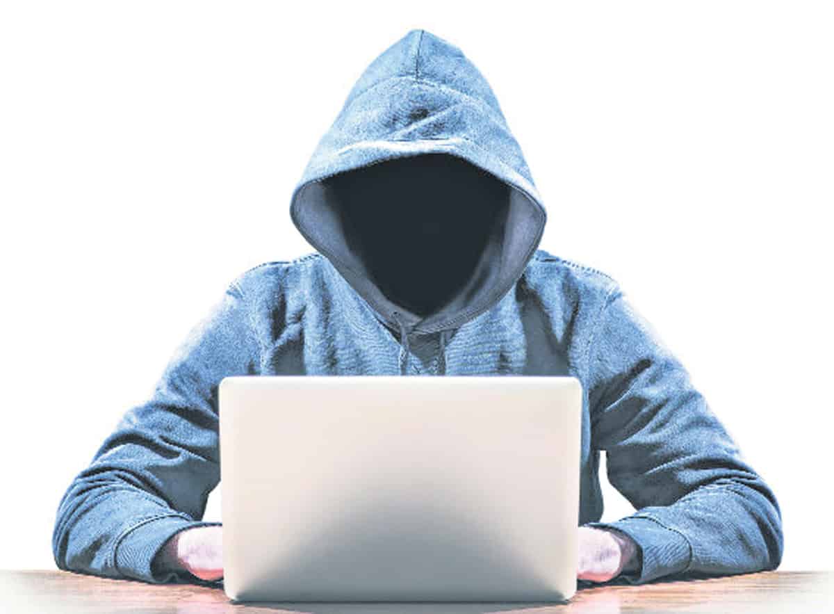 Nepal gang cyber crime | నేపాల్‌ నుంచి.. సైబర్‌ నేరాలు