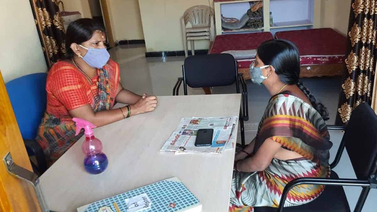 బాసటగా ఉంటూ.. భరోసానిస్తూ..!