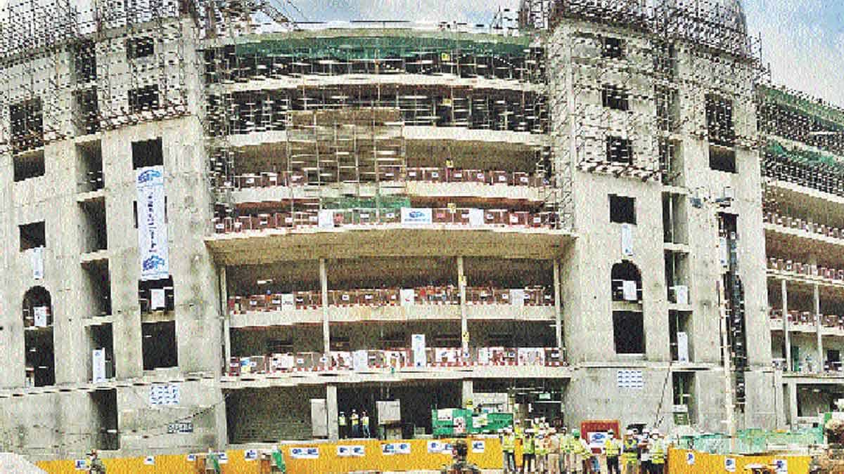 ఖ్యాతిఖండాంతరాలుదాటేలా..