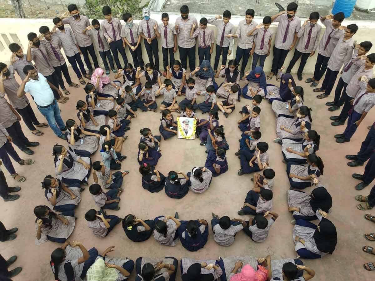 వీరుడా వందనం