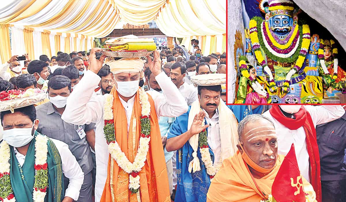 Lord Mallanna Kalyanam | కొమురవెల్లి మల్లన్న కల్యాణం.. కమనీయం