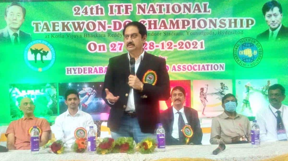 Karate for self confidence | కరాటే ఆత్మరక్షణే కాదు ఆత్మస్థయిర్యాన్ని కల్పిస్తుంది : సినీ నటుడు సుమన్‌