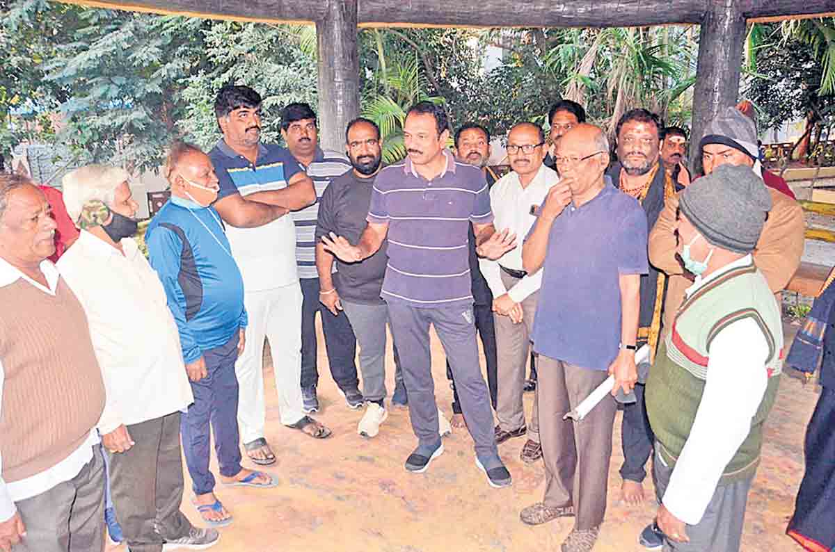 పార్కుల అభివృద్ధికి ప్రత్యేక నిధులు