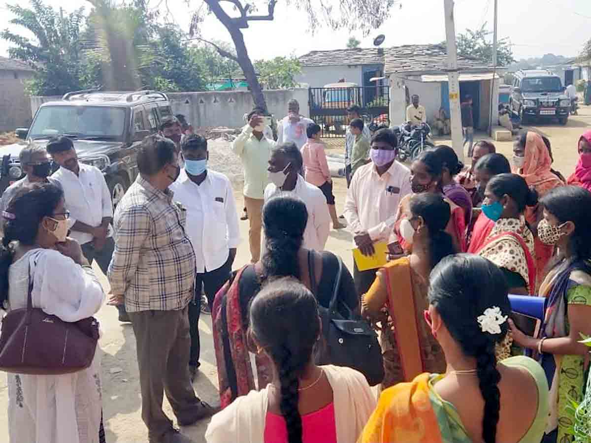 Central teem : చింతకుంట, మైలారం గ్రామాల్లో కేంద్ర బృందం పర్యటన..