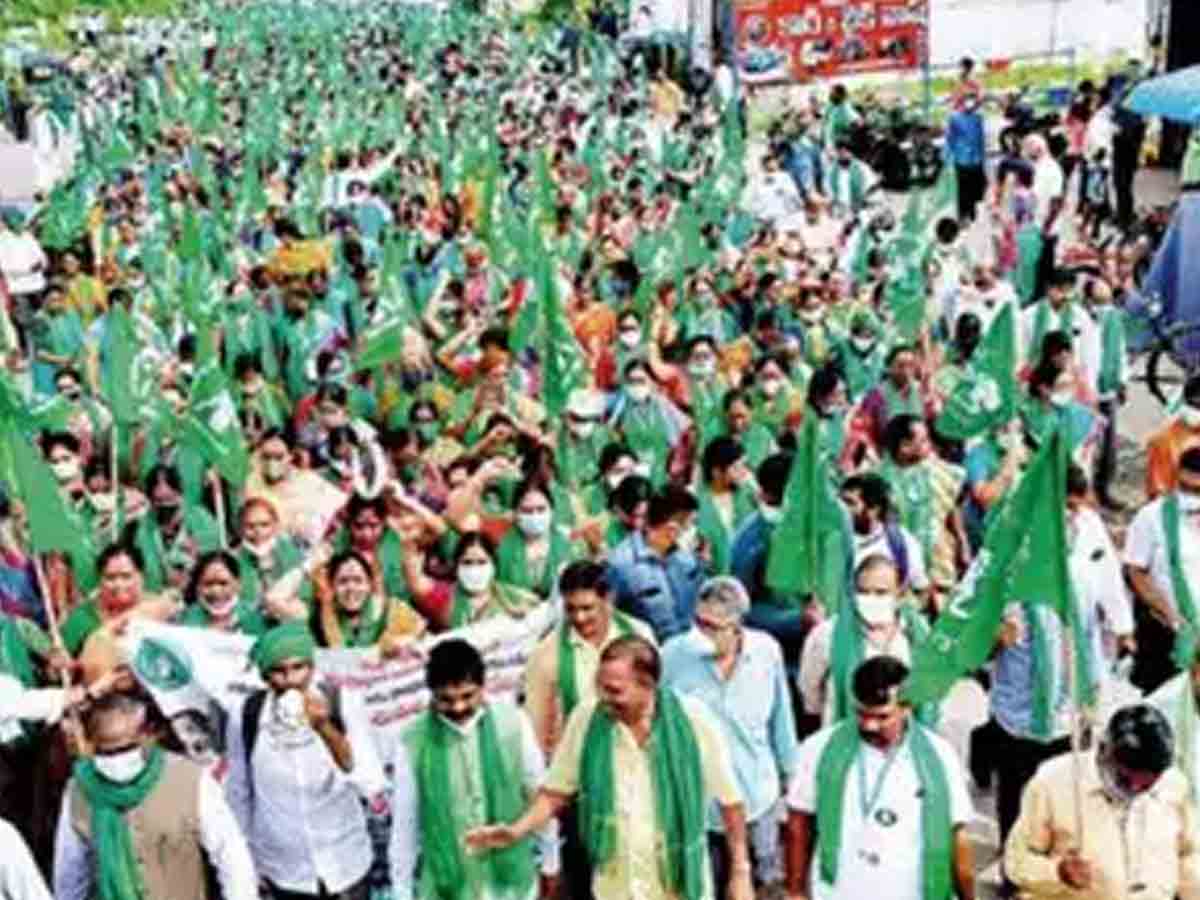 42వ రోజుకు చేరిన అమరావతి రైతుల పాదయాత్ర..