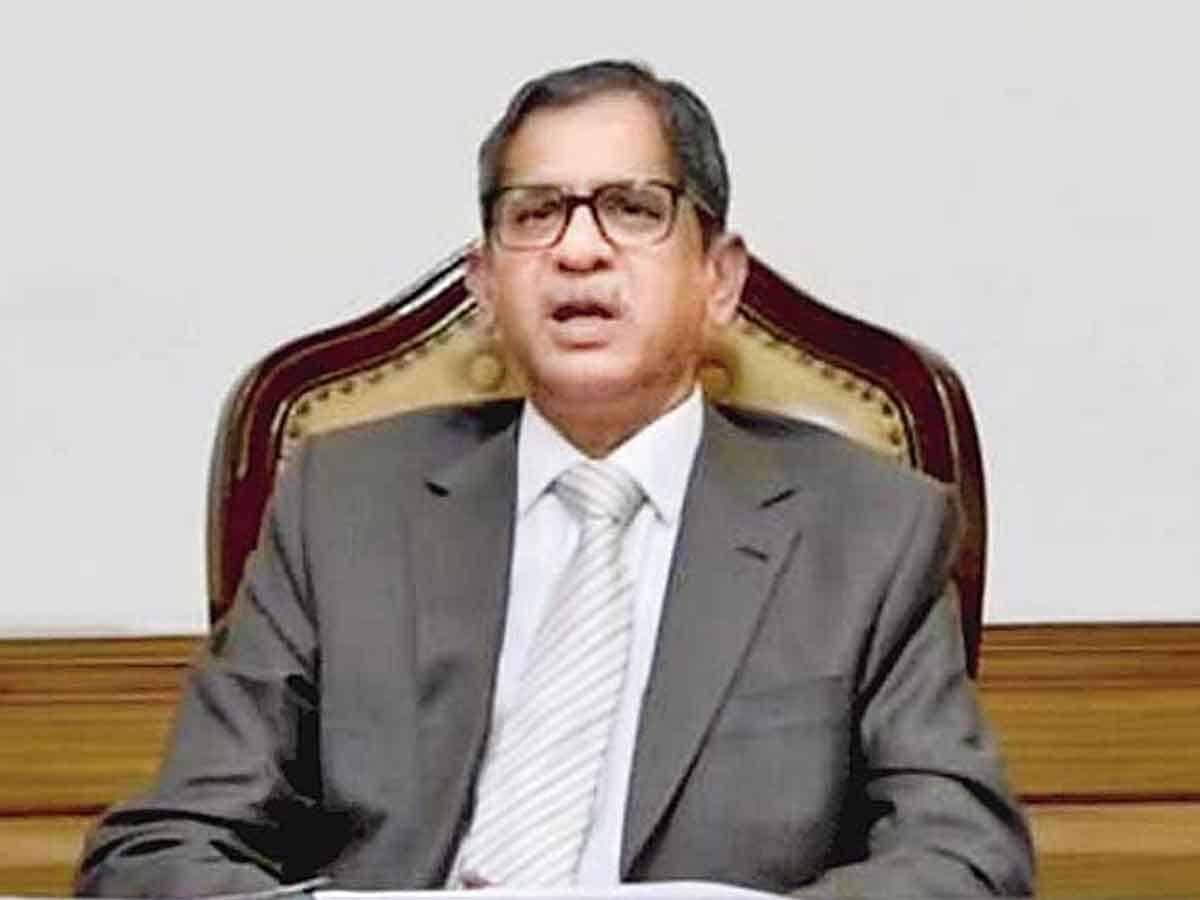 ఇంద్ర కీలాద్రిని దర్శించుకున్న సీజేఐ దంపతులు..