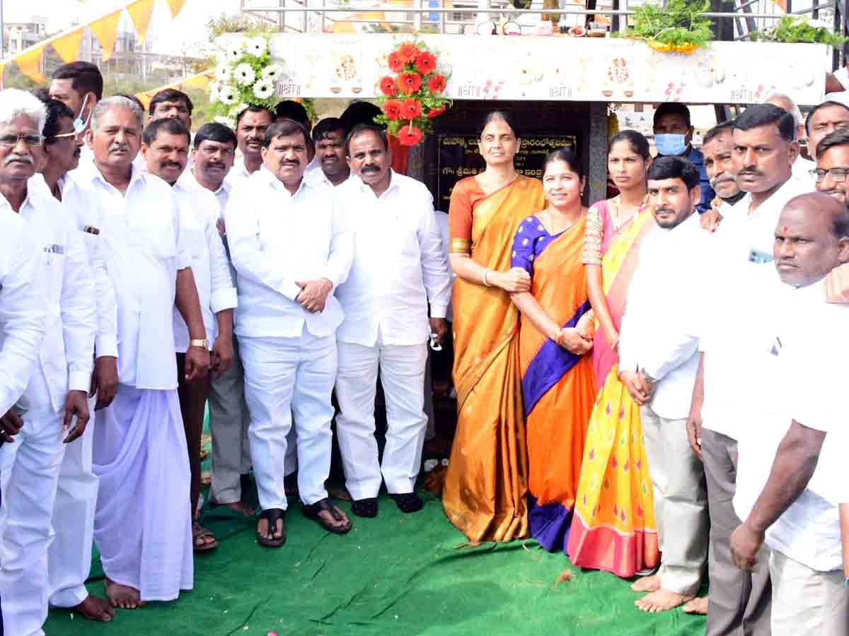 Chevella : బసవేశ్వరుడి ఆశయ సాధనకు ప్రతి ఒక్కరూ కృషి చేయాలి.. మంత్రి సబితా ఇంద్రారెడ్డి