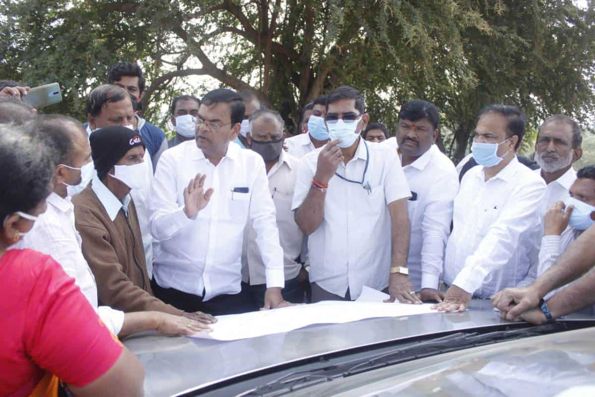 Alternative road | అవసరాలకు అనుగుణంగా ప్రత్యామ్నాయ రహదారి : ఎమ్మెల్యే కాలేరు వెంకటేశ్‌