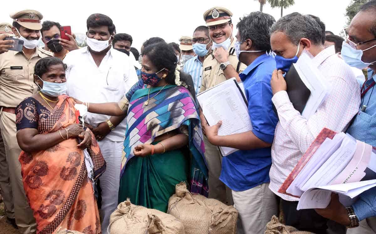 ధాన్యం కొనుగోళ్లు భేష్‌