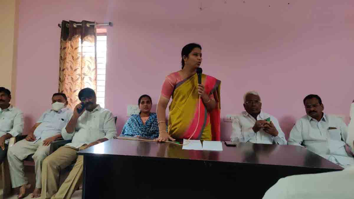 నిరసన సెగ ఢిల్లీని తాకాలి