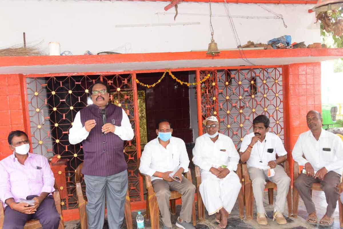 ఆయిల్‌పాం సాగుపై దృష్టి సారించాలి