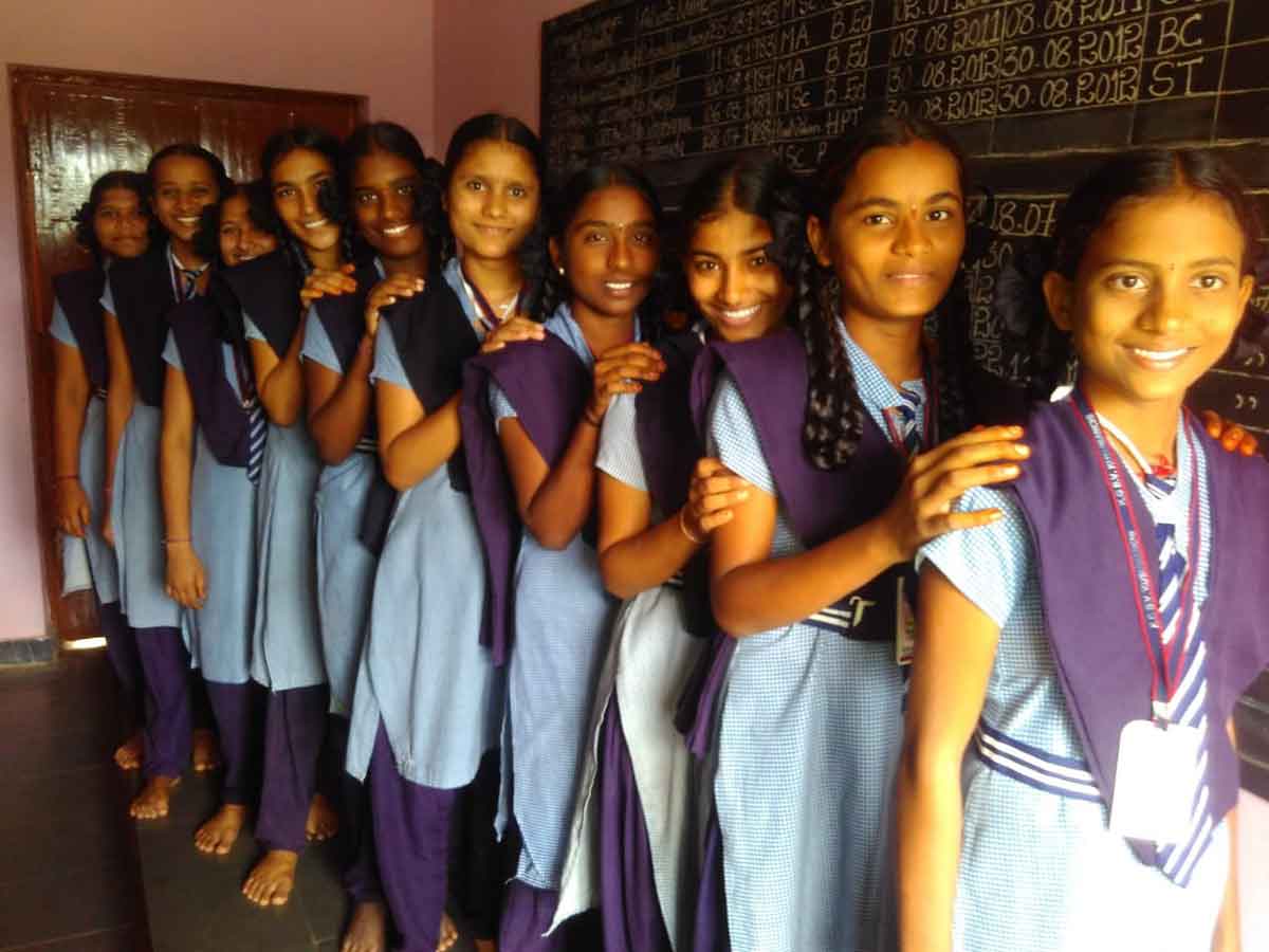 ప్రభుత్వ బడులు కళ కళ