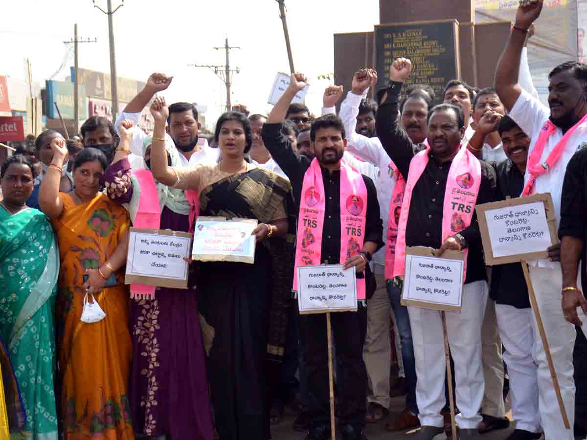 Vikarabad : కేంద్రం రైతు వ్యతిరేక విధానాన్ని మార్చుకోవాలి.. వికారాబాద్‌ ఎమ్మెల్యే ఆనంద్‌