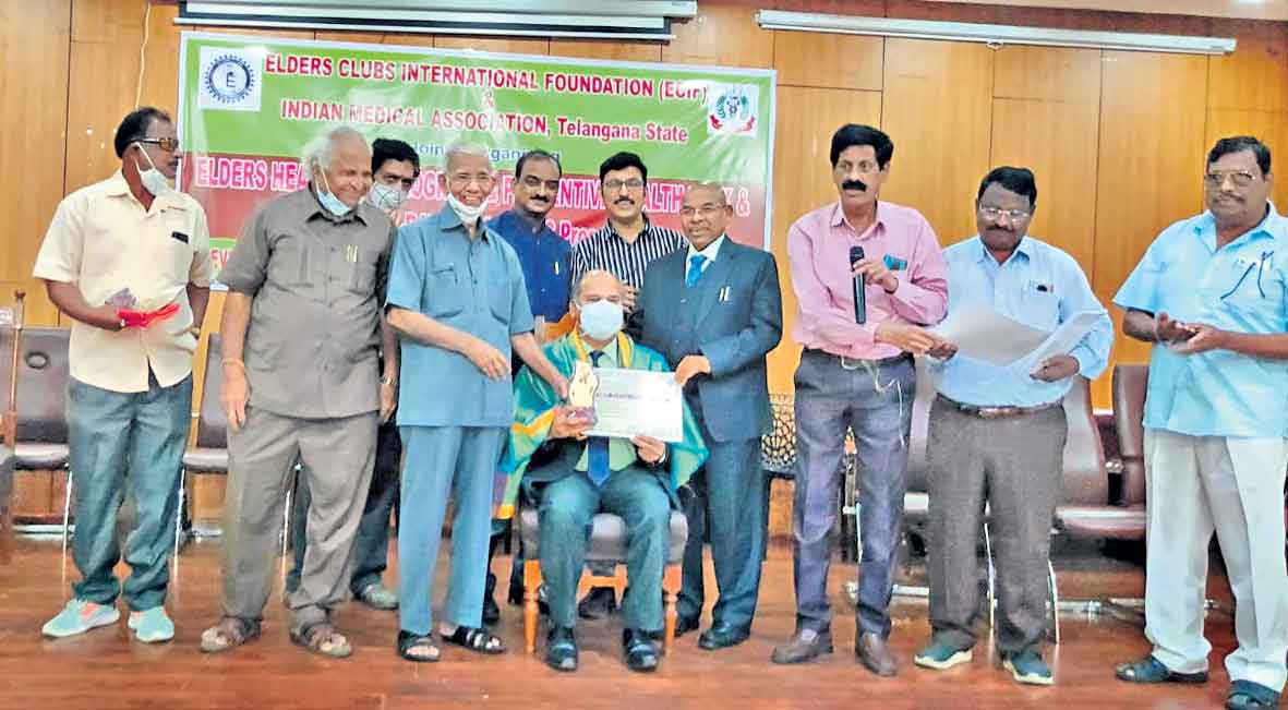 విపత్కర పరిస్థితుల్లో వైద్యుల సేవలు అమూల్యం