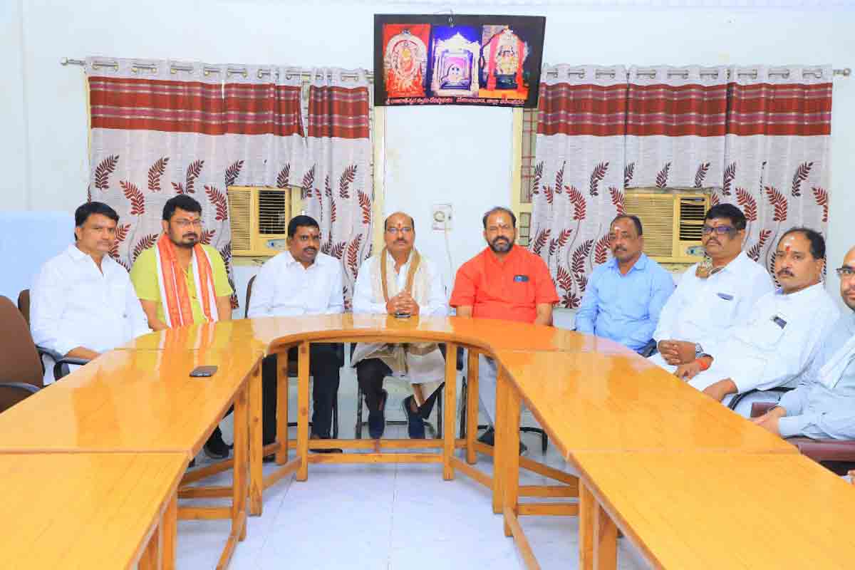 ఎంప్లాయీస్‌ ఫ్రెండ్లీ సీఎం కేసీఆర్‌