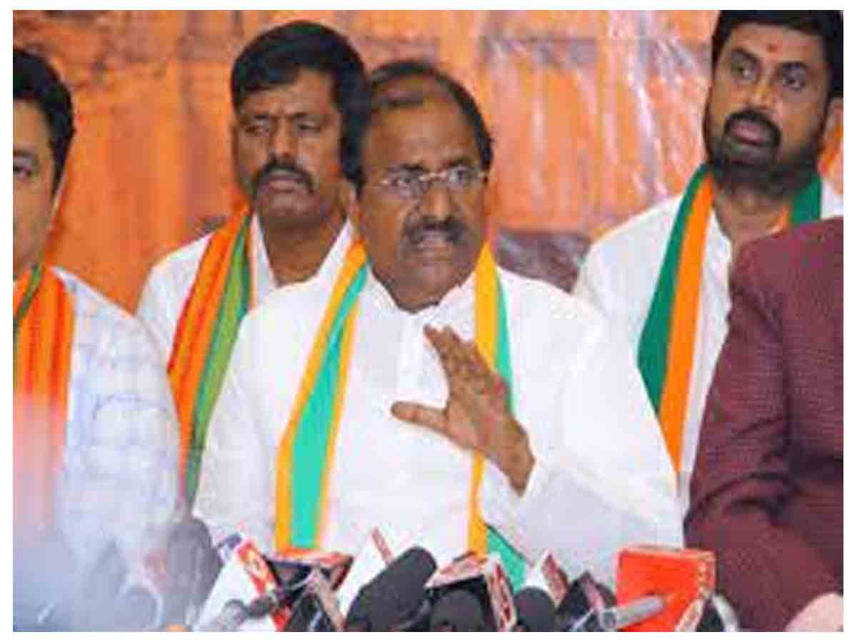 విశాఖ కింగ్‌ జార్జ్‌ హాస్పిటల్ పేరును కూడా మార్చాలి : సోము వీర్రాజు