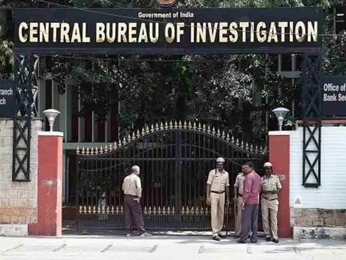 సీబీఐకి చిక్కిన జీఎస్టీ సూపరింటెండెంట్‌..