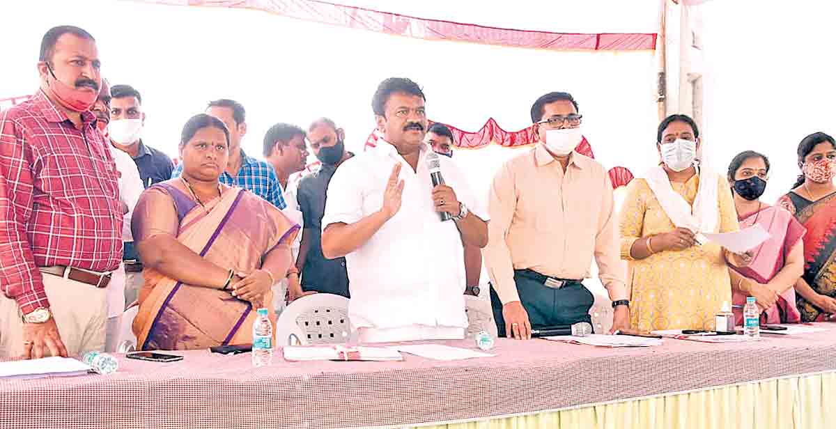 పారదర్శకంగా డబుల్‌ లబ్ధిదారుల ఎంపిక