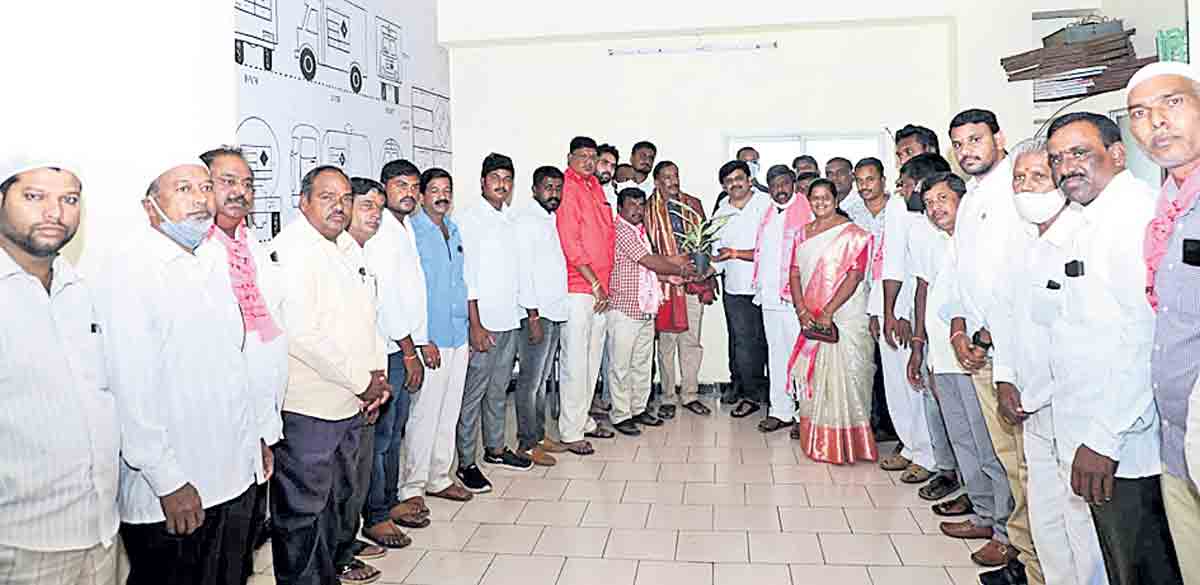 అభివృద్ధిలో భాగస్వామ్యం కావాలి