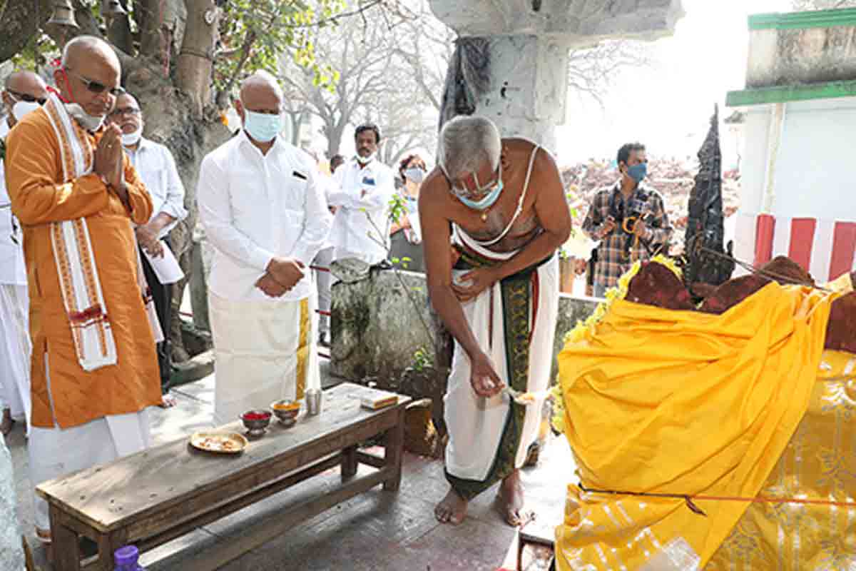 వెంగ‌మాంబ బృందావ‌నాన్ని సందర్శనీయంగా తీర్చిదిద్దుతాం..