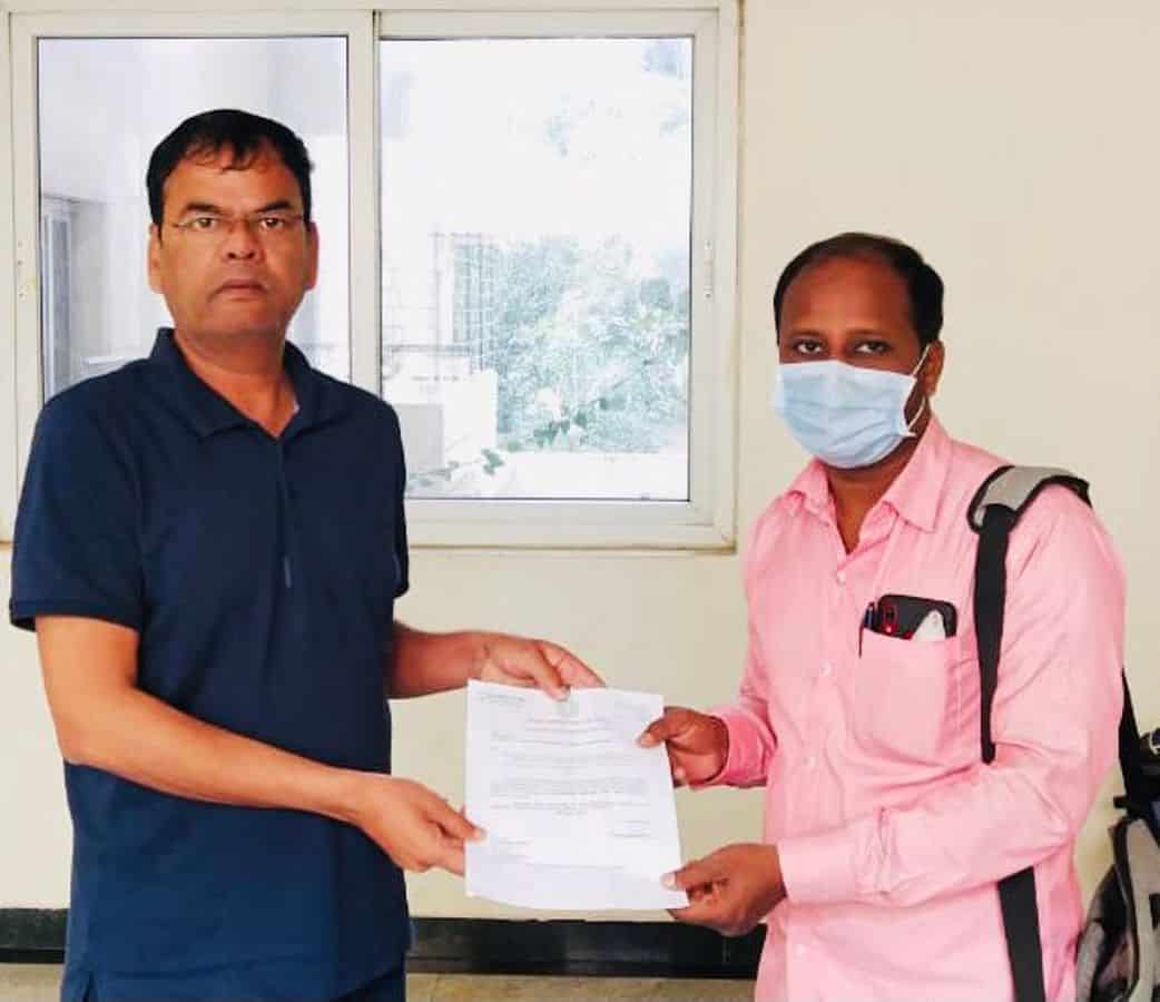 Cmrf | సీఎం రిలీఫ్‌ ఫండ్‌ ఆమోద పత్రం అందజేత