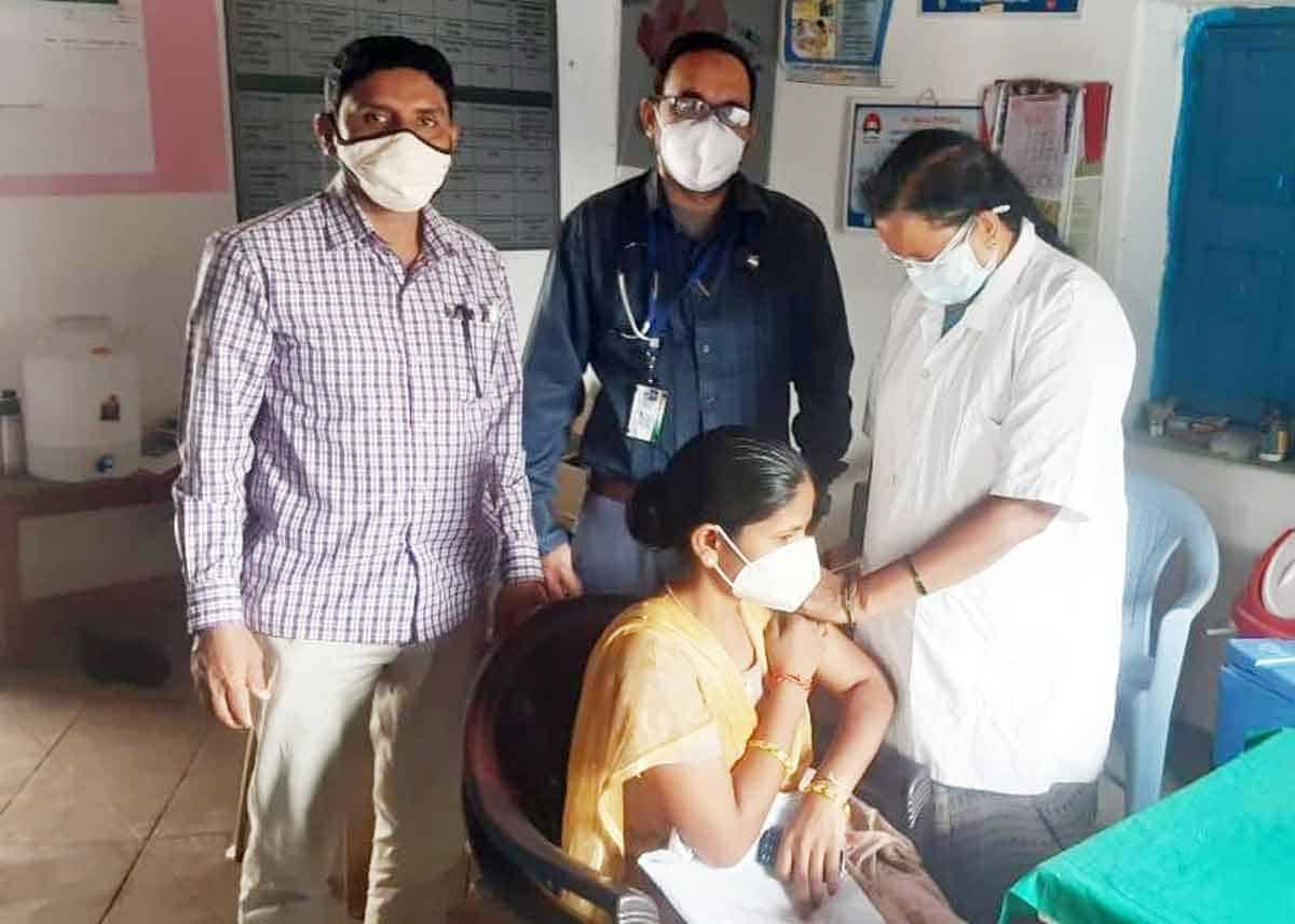 వేగంగా రెండో డోస్‌ వ్యాక్సినేషన్‌