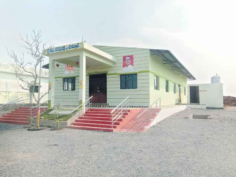 నిర్వహణకు నిధులొచ్చాయ్‌..